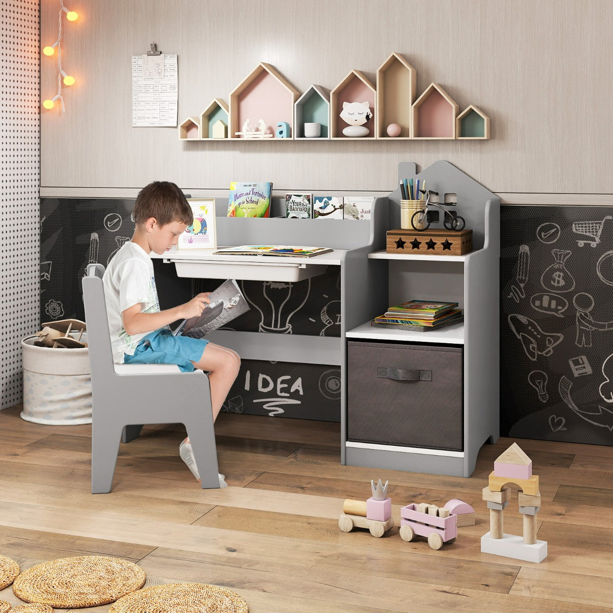 Costway Ensemble Bureau et Chaise pour Enfants Bureau d'Étude avec Étagères Ouvertes Tiroir et Panier en pour Garçons et Filles de 3 Ans Gris
