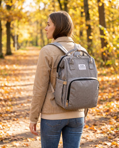 Sac à langer porté sur le dos