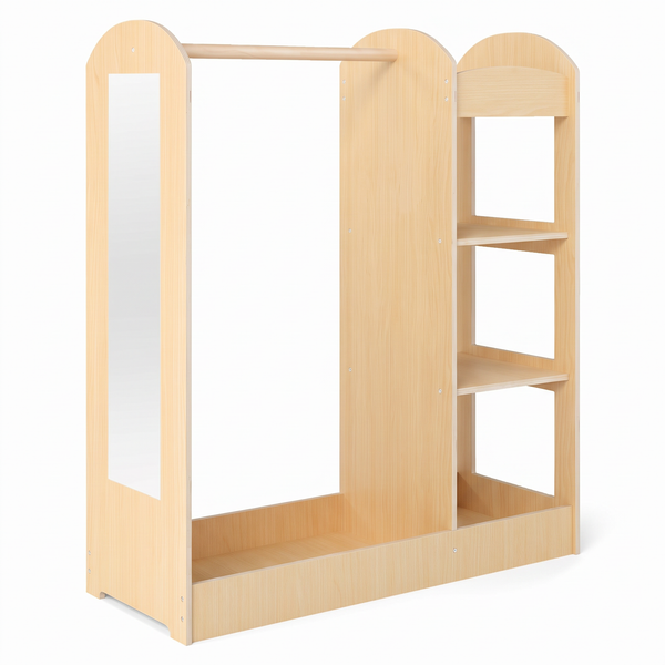 Meuble de rangement enfant naturel sur fond blanc