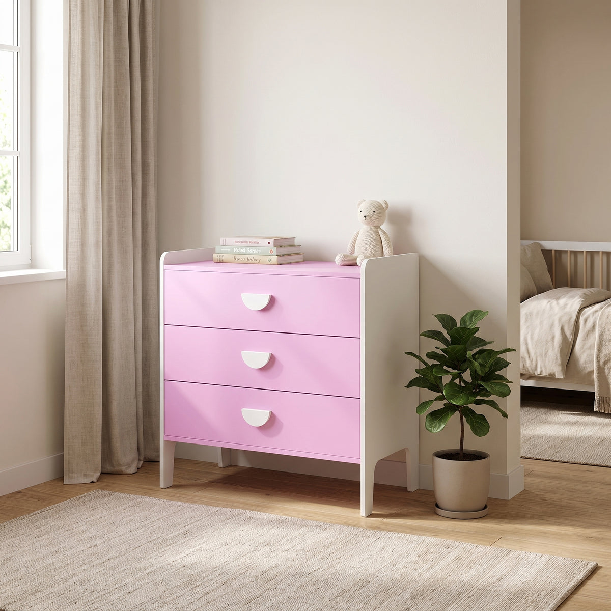 Commode enfant 3 tiroirs rose dans une chambre d'enfant