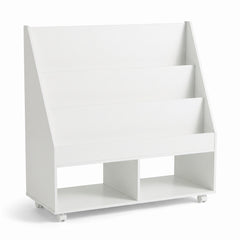 Bibliothèque enfant sur roulettes sur fond blanc