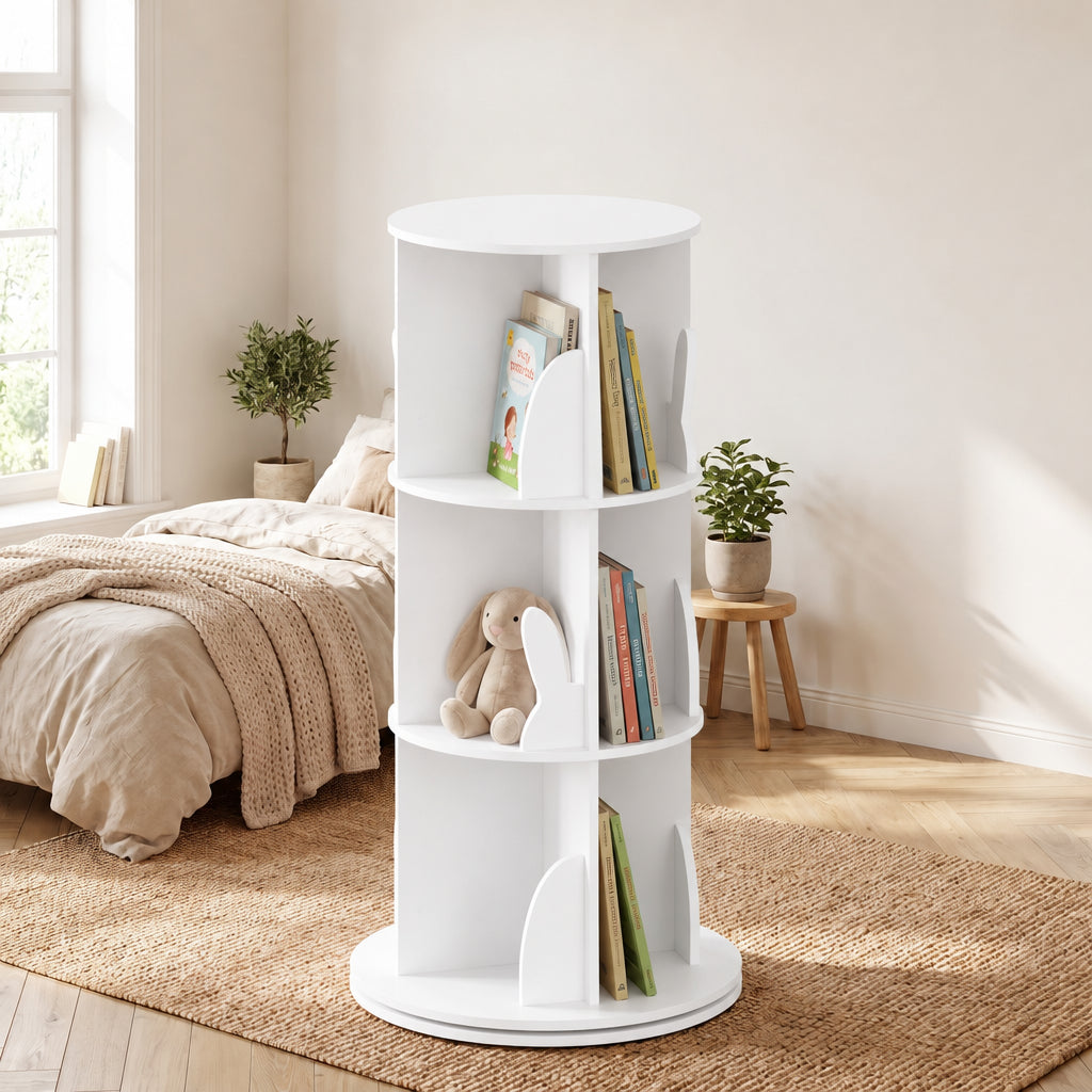 Bibliothèque pivotante motif lapin blanche 3 niveaux dans une chambre d'enfant scandinave