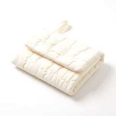 Matelas à langer nomade motif ours plié – fond blanc