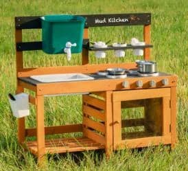 Cuisine d'extérieur en bois pour enfant avec point d'eau