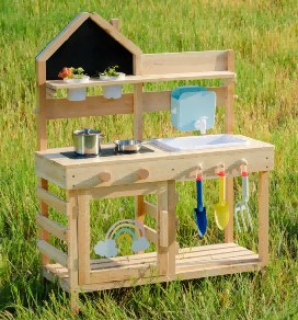 Cuisine d'extérieur en bois pour enfant avec tableau noir